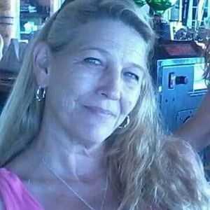 Meet your Posher, Carolyn